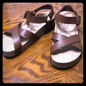 Adorable sandals by blowfish Malibu 8.5